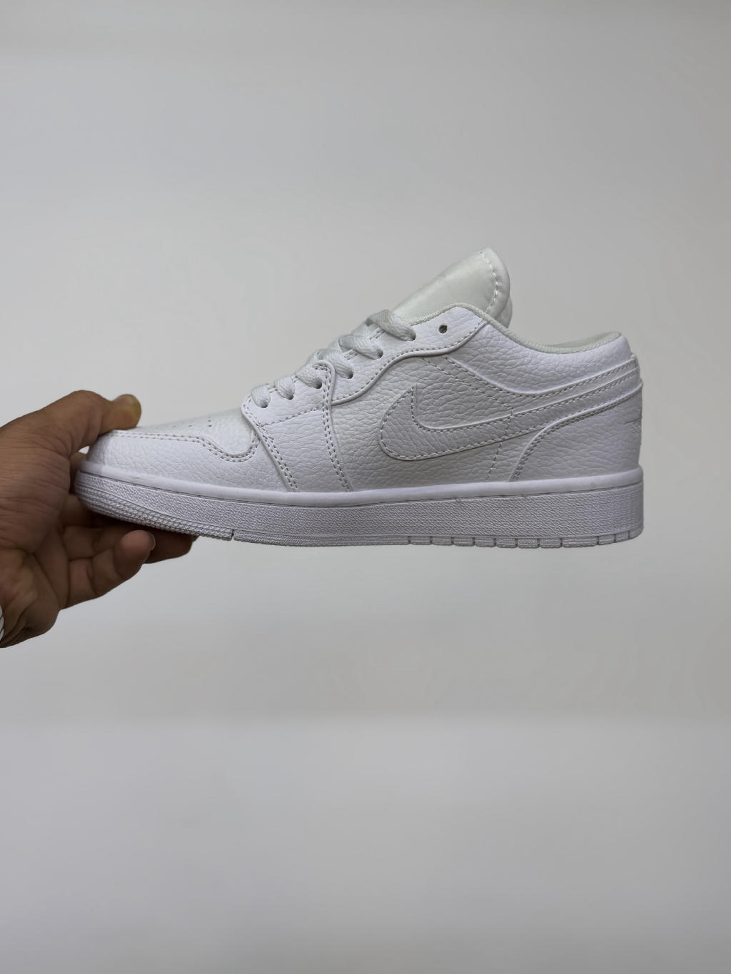 کتونی دخترانه نایکی جردن وان Nike Jordan 1