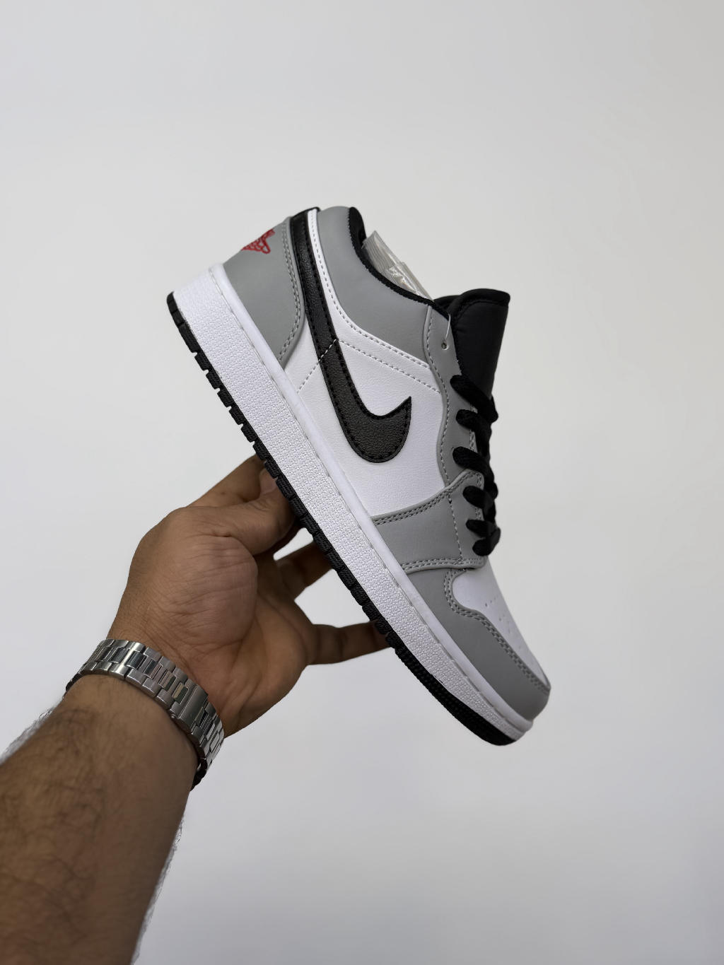 کتونی دخترانه نایکی جردن۱ nikejordan1