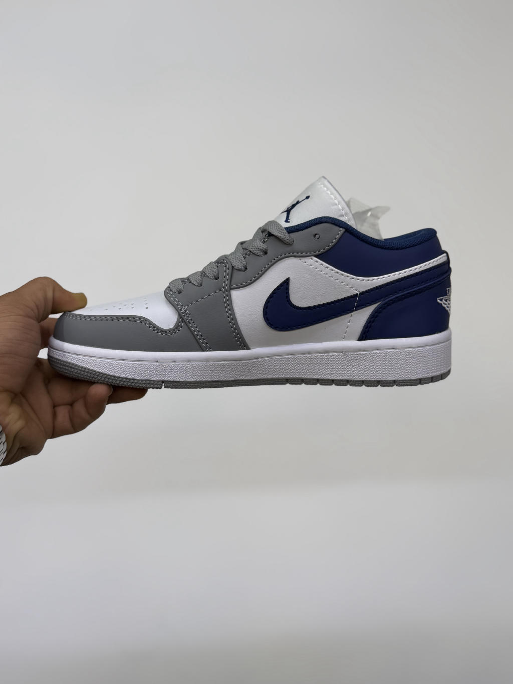 کتونی دخترانه نایکی جردن۱ nikejordan1