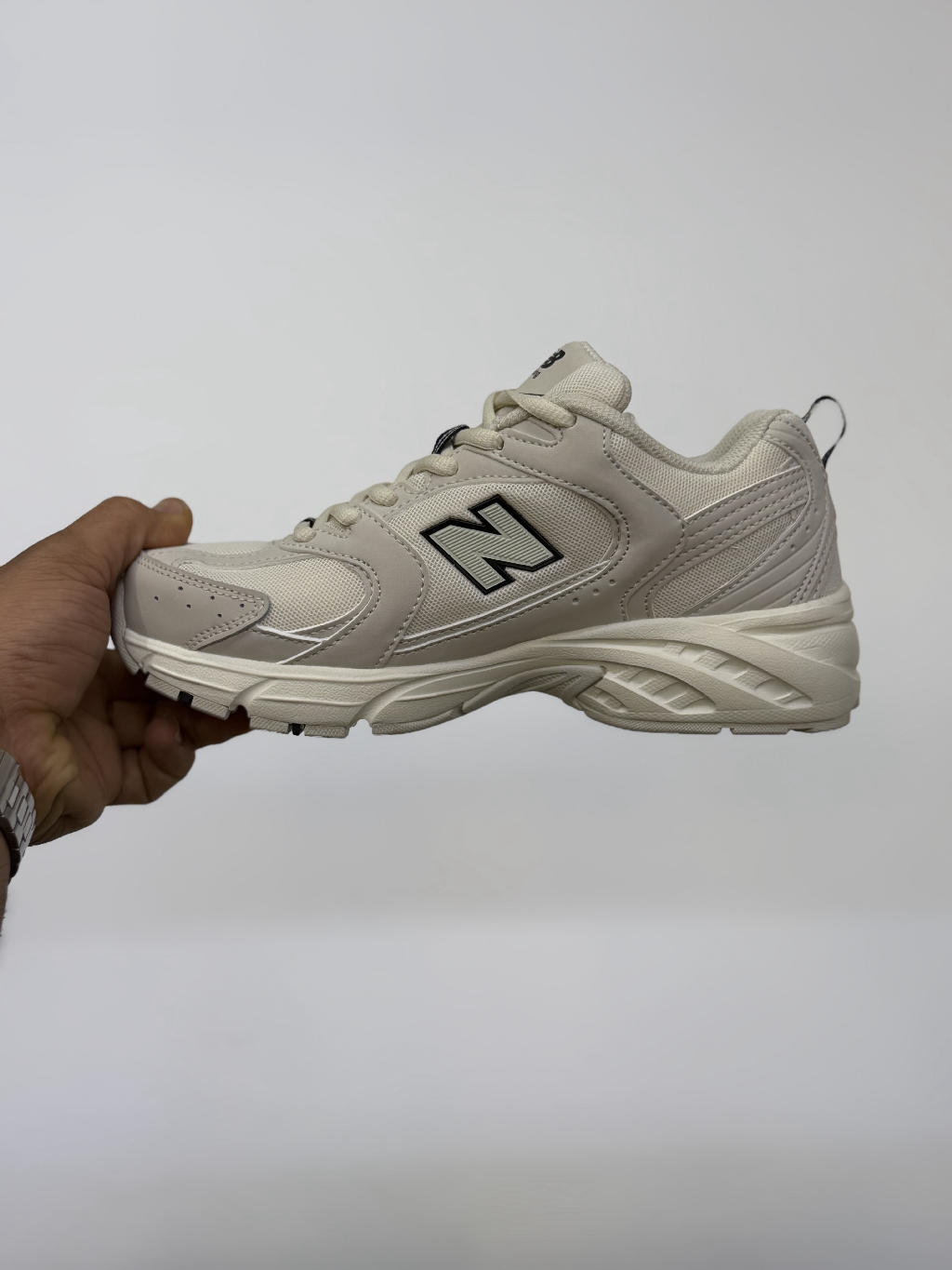 کتونی دخترانه نیوبالانس۵۳۰ new balance 530