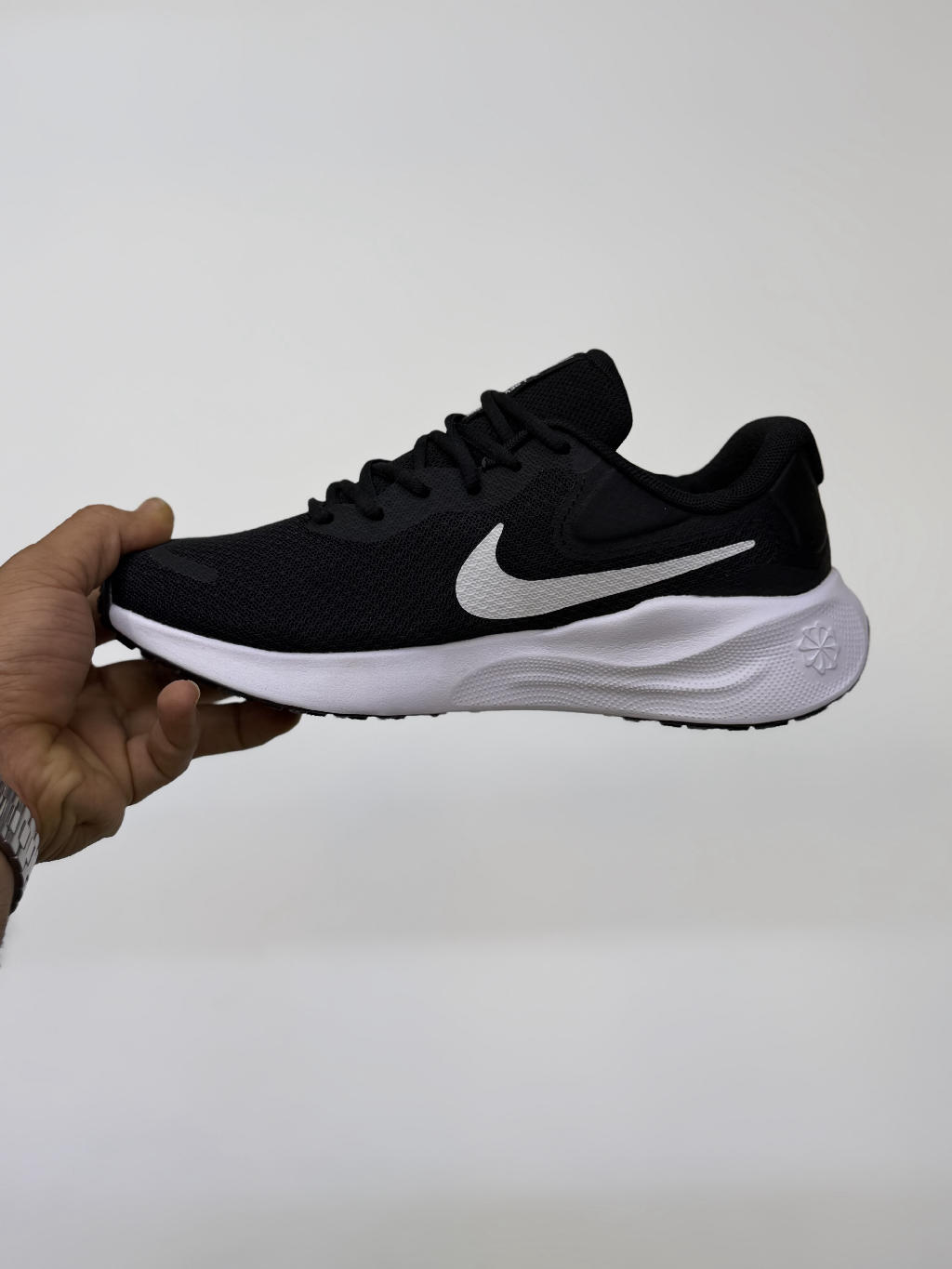 Alternative view of کتونی دخترانه نایکی روولیشن Nike revolution 