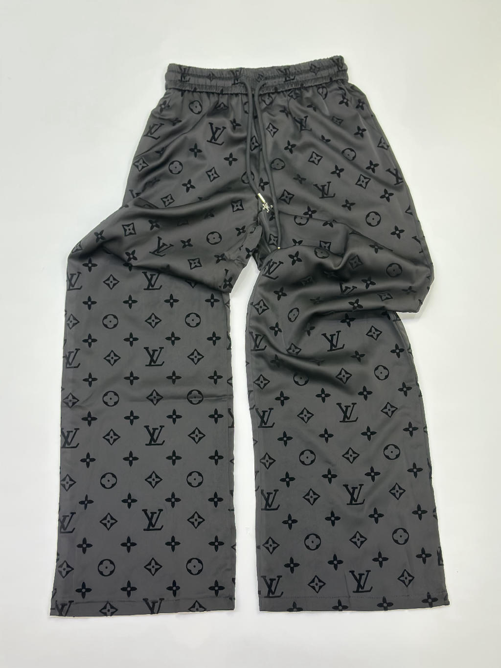 شلواردخترانه ال وی Louis vuitton